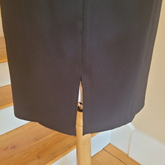 Black Sleeveless Cocktail Sheath Dress With Metal Stud Neck Detail, By Connected - Picture 6 of 9